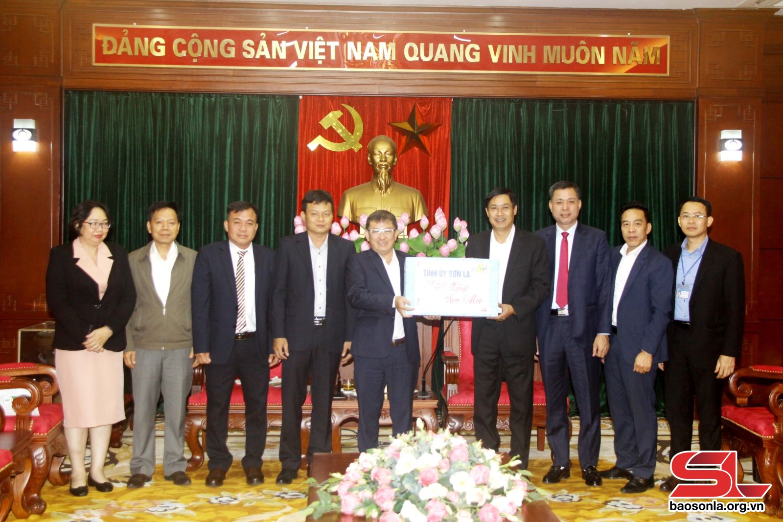 Thường trực Tỉnh ủy làm việc với Tập đoàn Công nghiệp Cao su Việt Nam ngày 22-01-2024.